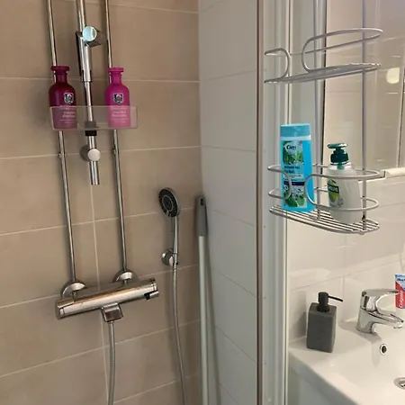 Viihtyisa , Tyylikas 2 H + Keittio